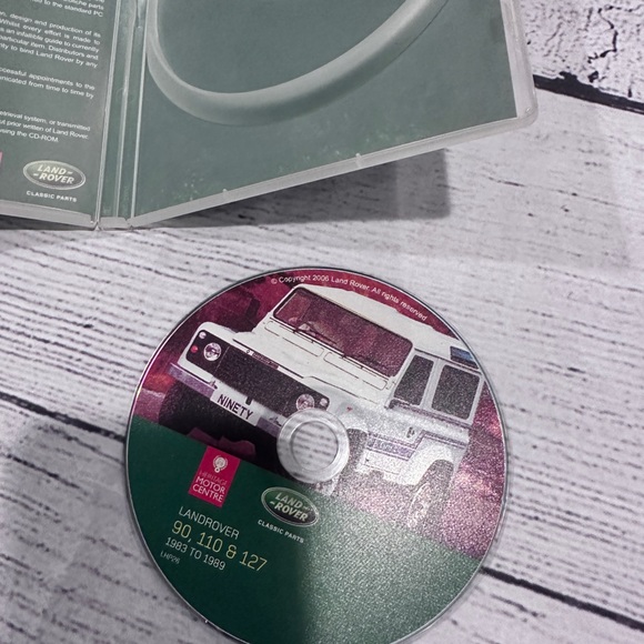 Vintage Rare Landrover Repair Manual on disc - Picture 8 of 9
